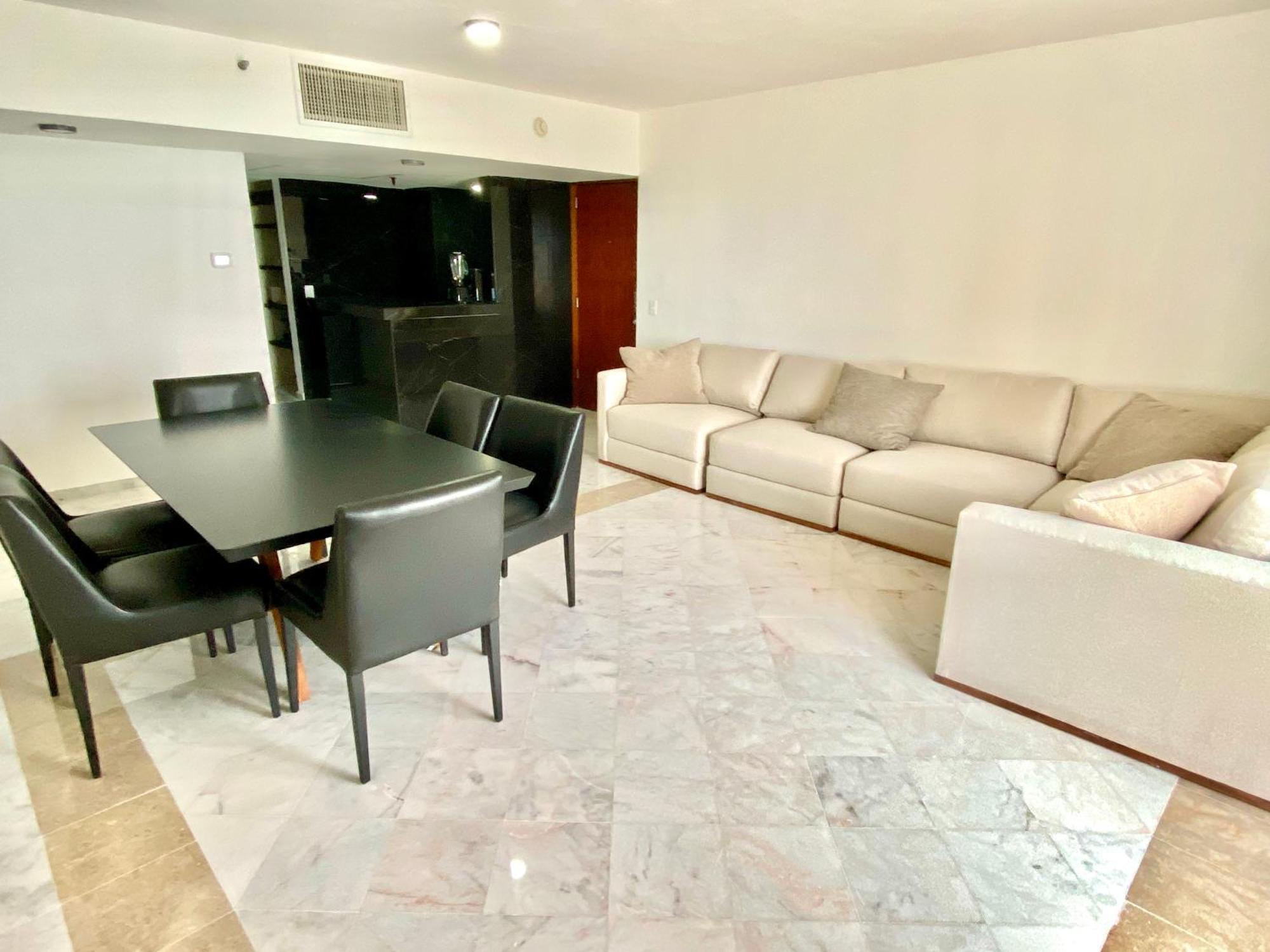 Condo In Ocean Front Resort Cancún Rom bilde